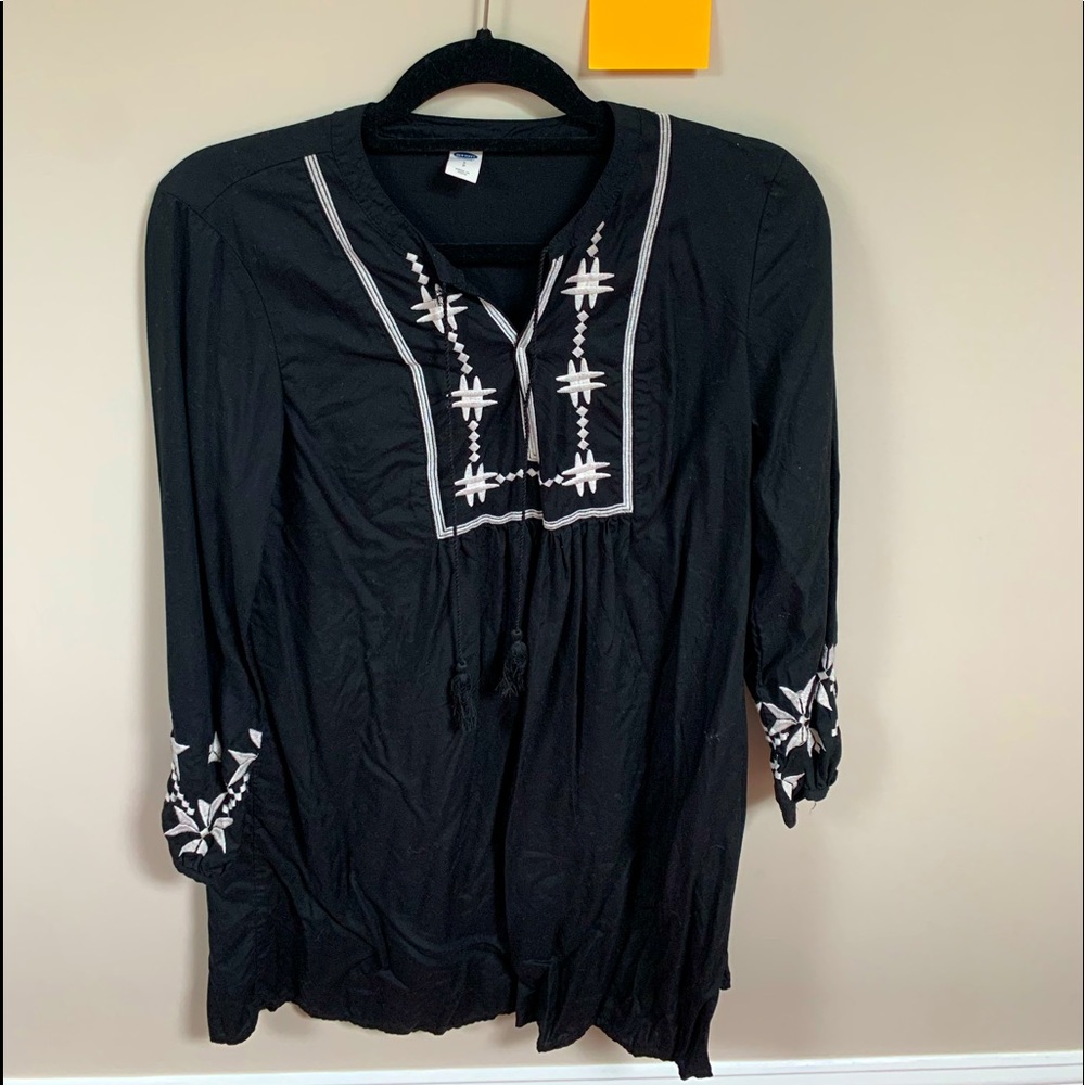 Cute Black Long Sleeve Dress!